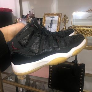 Jordan Retro 11